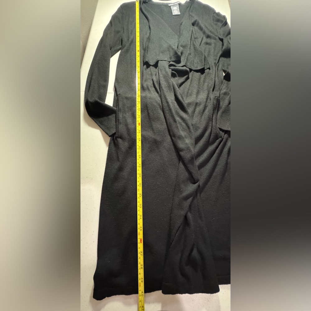 Chelsea & Theodore 40 inches long Black Cardigan Asymmetrical Open Front Large - Picture 6 of 9